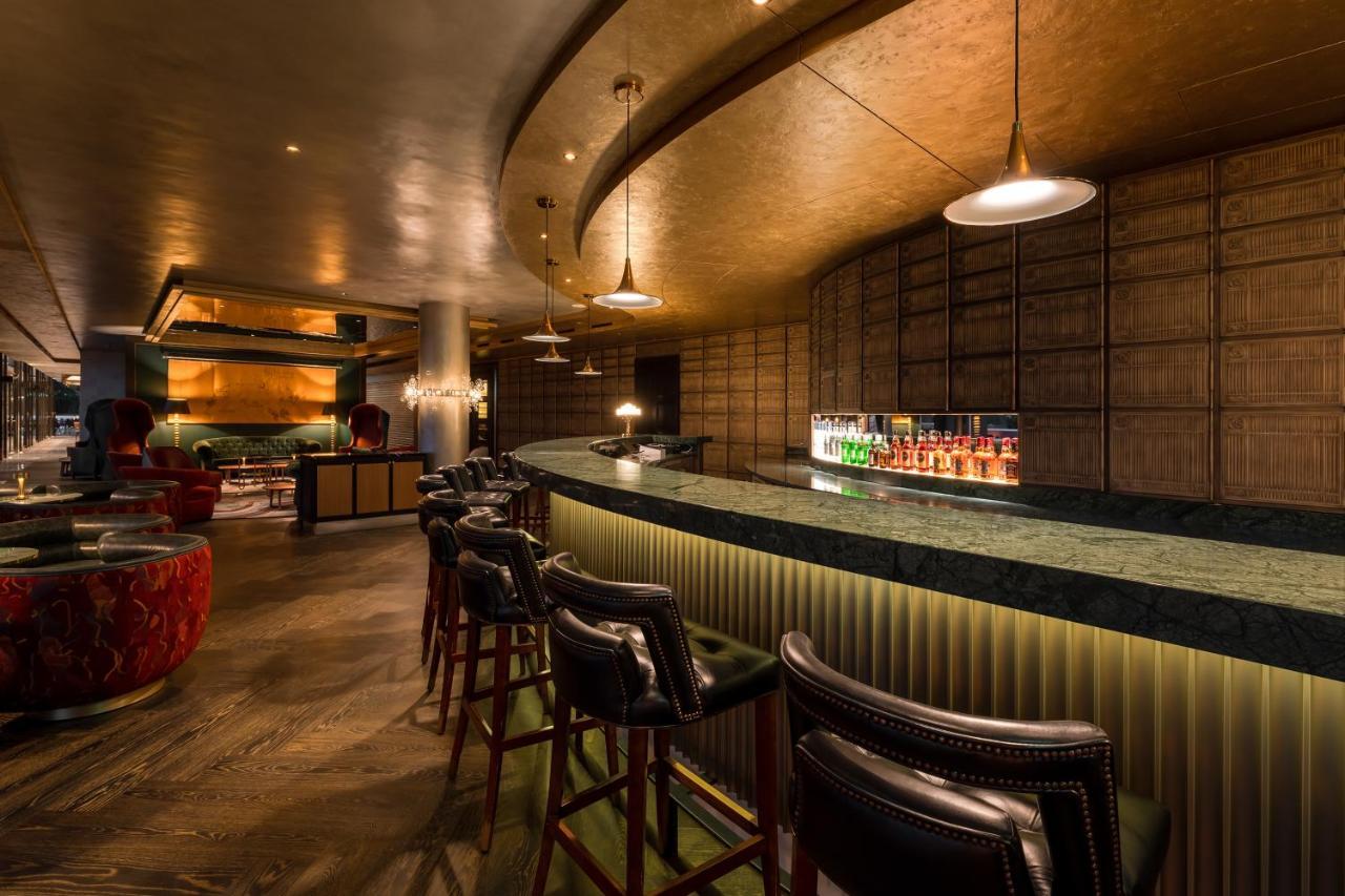 Five Zurich - Luxury City Resort Dış mekan fotoğraf The bar at the Ivy