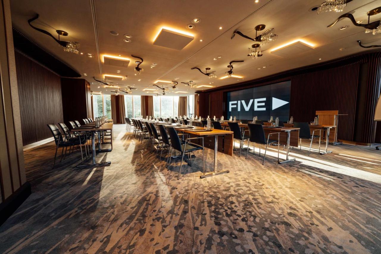Five Zurich - Luxury City Resort Dış mekan fotoğraf The Five Conference Centre